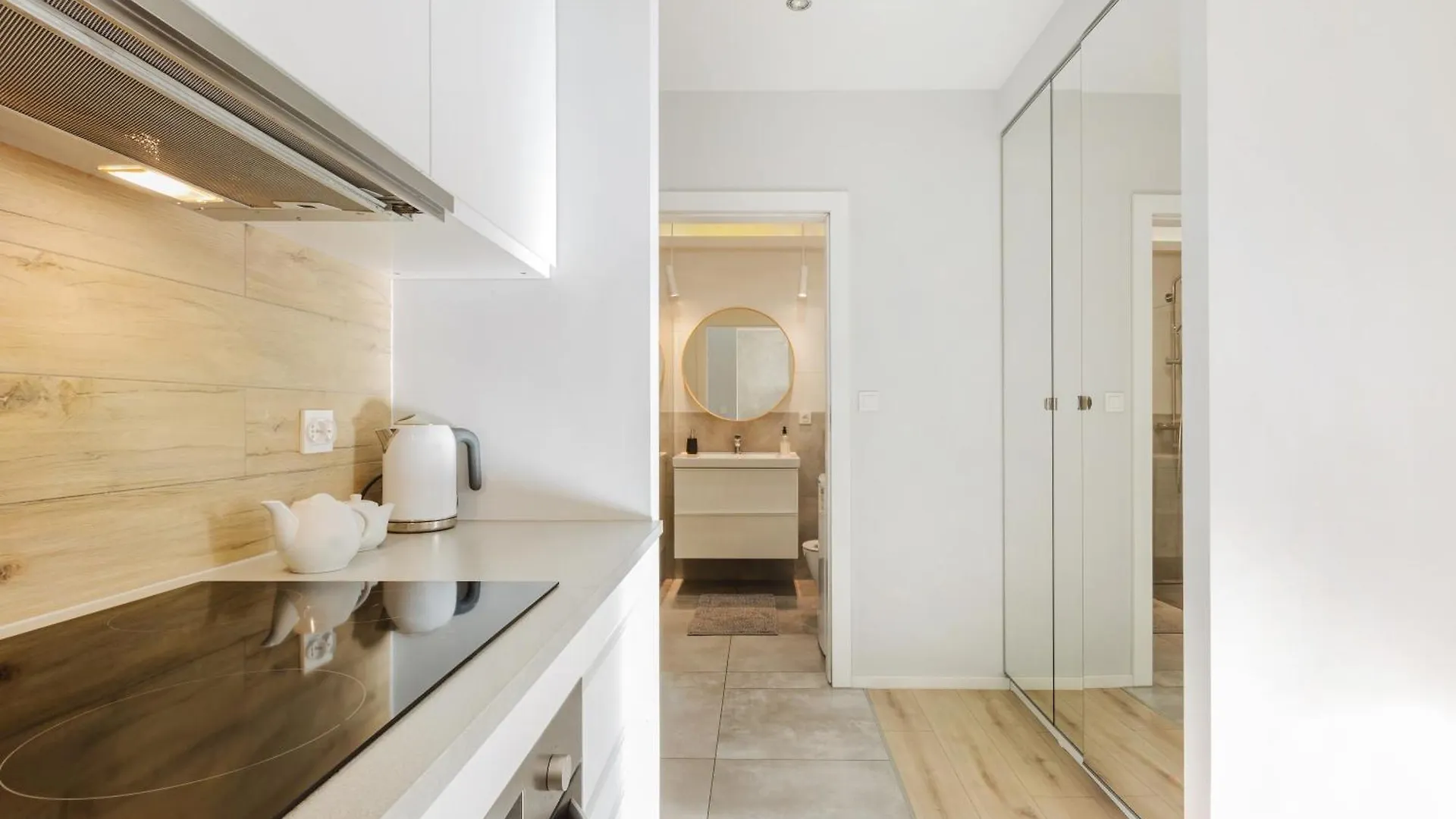Luksusowy Apartament Z Parkingiem I Klimatyzacja W Samym Centrum Wroclawia 0*, Wroclaw