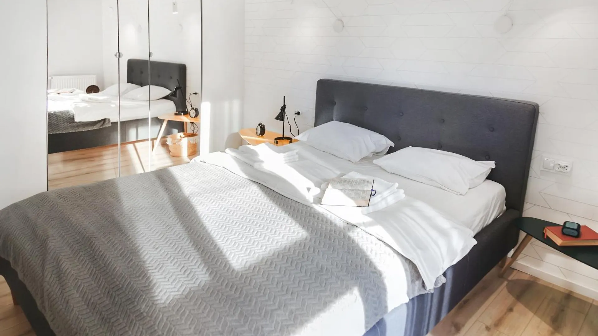 Luksusowy Apartament Z Parkingiem I Klimatyzacja W Samym Centrum Wroclawia Apartment Wroclaw