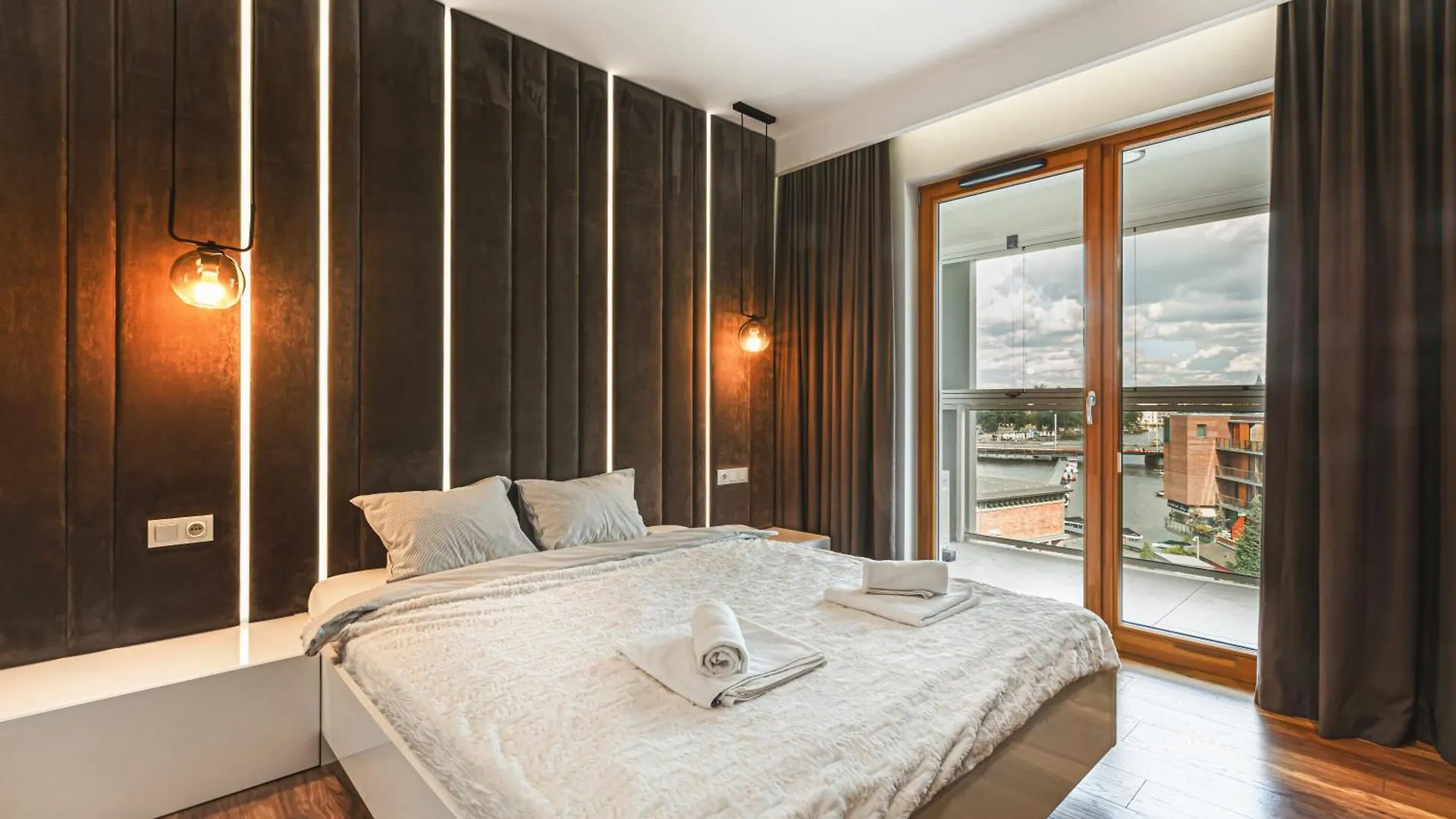 Luksusowy Apartament Z Parkingiem I Klimatyzacja W Samym Centrum Wroclawia 0*, Wroclaw Poland