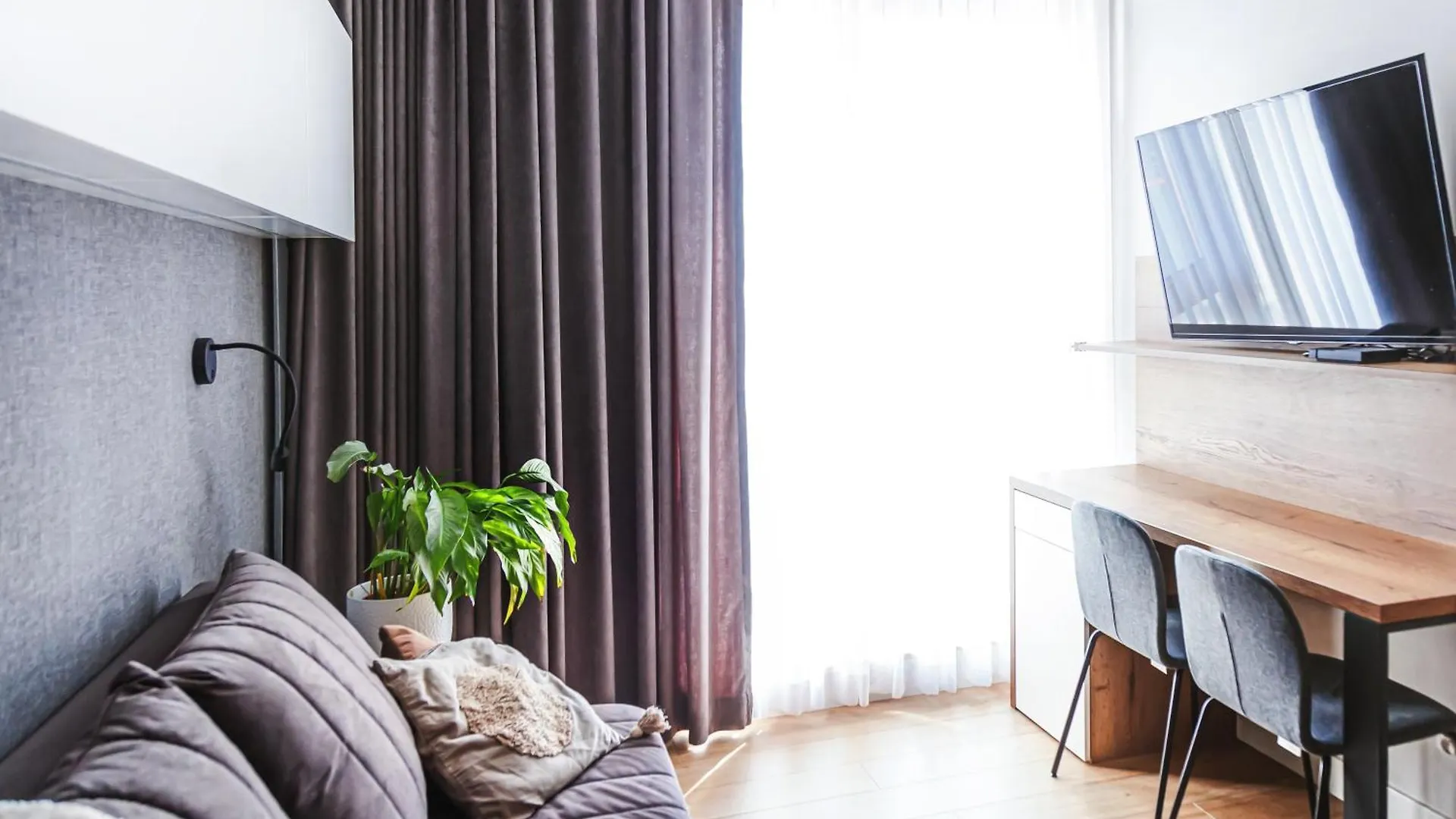 Apartment Luksusowy Apartament Z Parkingiem I Klimatyzacja W Samym Centrum Wroclawia