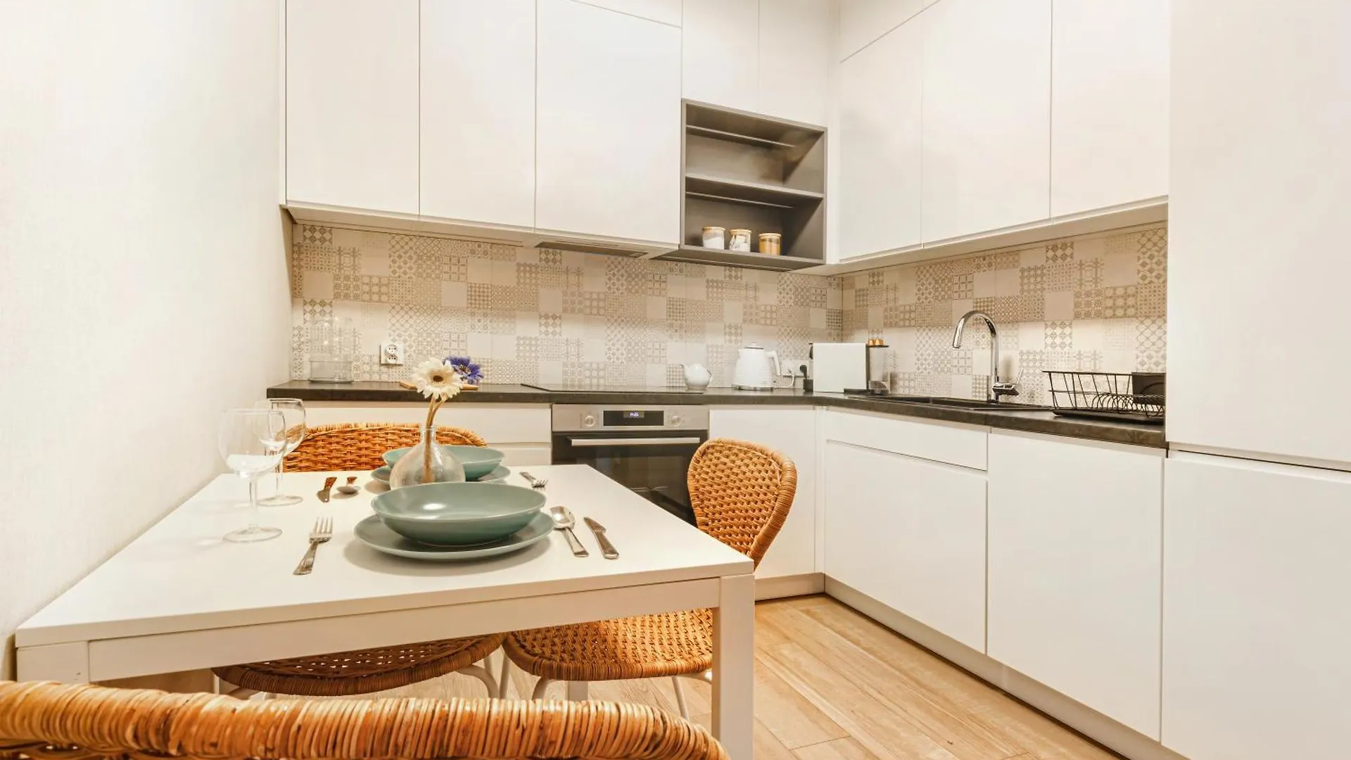 Luksusowy Apartament Z Parkingiem I Klimatyzacja W Samym Centrum Wroclawia 0*, Wroclaw