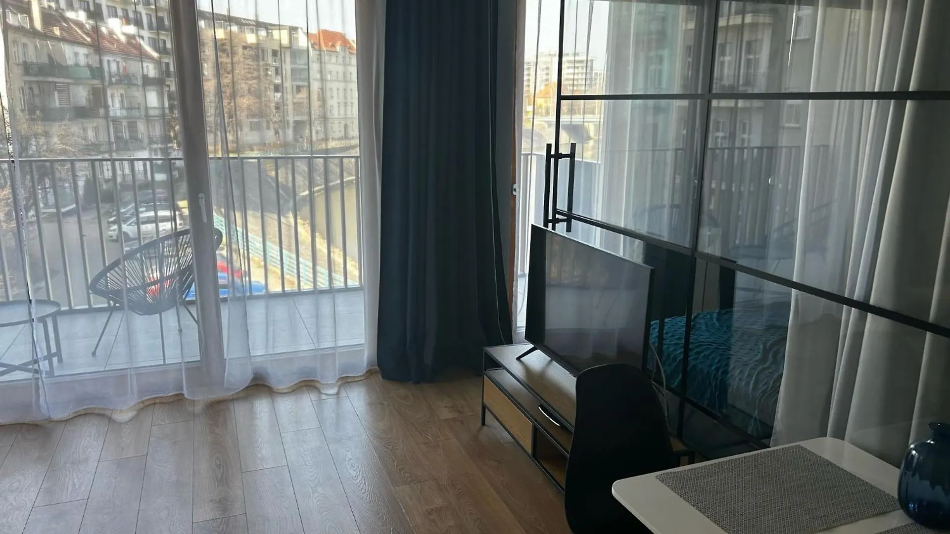 Luksusowy Apartament Z Parkingiem I Klimatyzacja W Samym Centrum Wroclawia Apartment