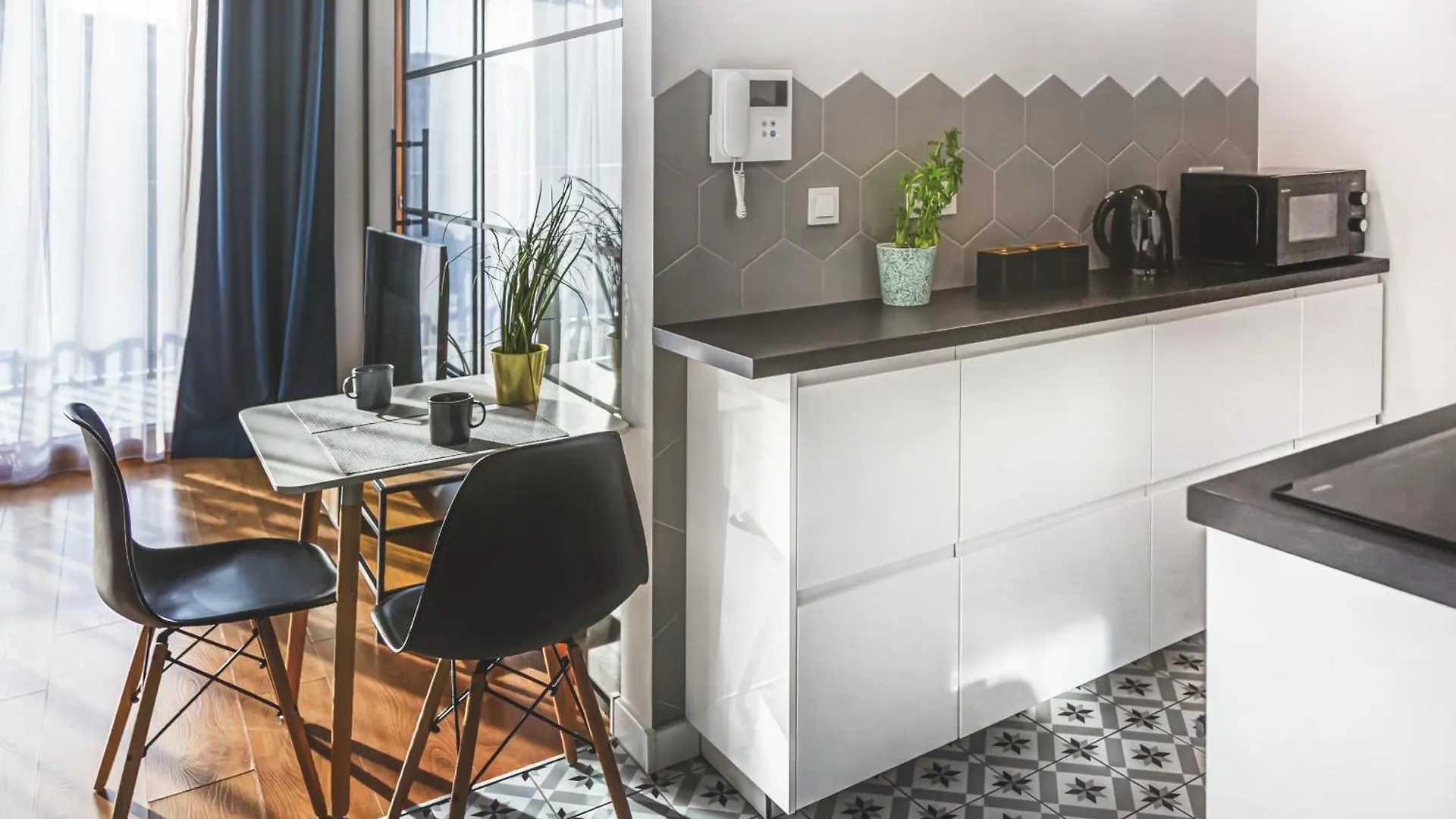 Luksusowy Apartament Z Parkingiem W Samym Centrum Wroclawia Polen